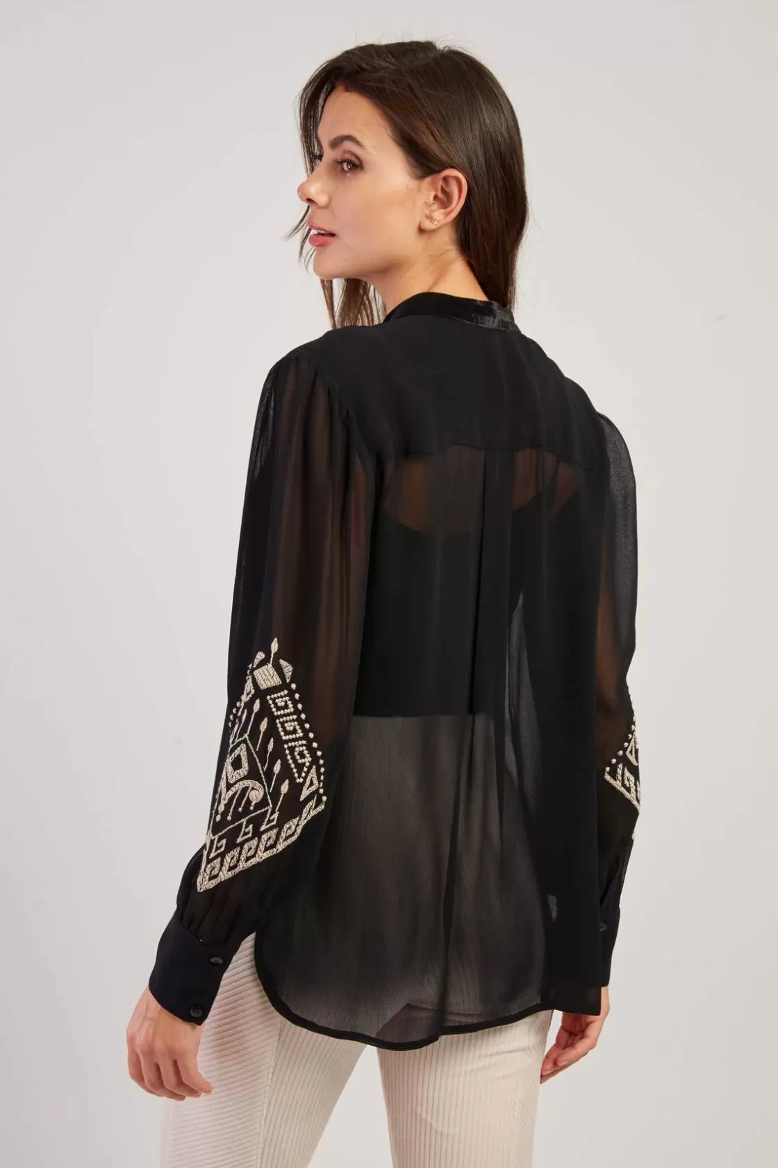 blouse_brode_manches_longues_harper_8.webp Maison Derhy Les Blouses, Chemisiers & Tops-Blouse brodée manches longues HARPER