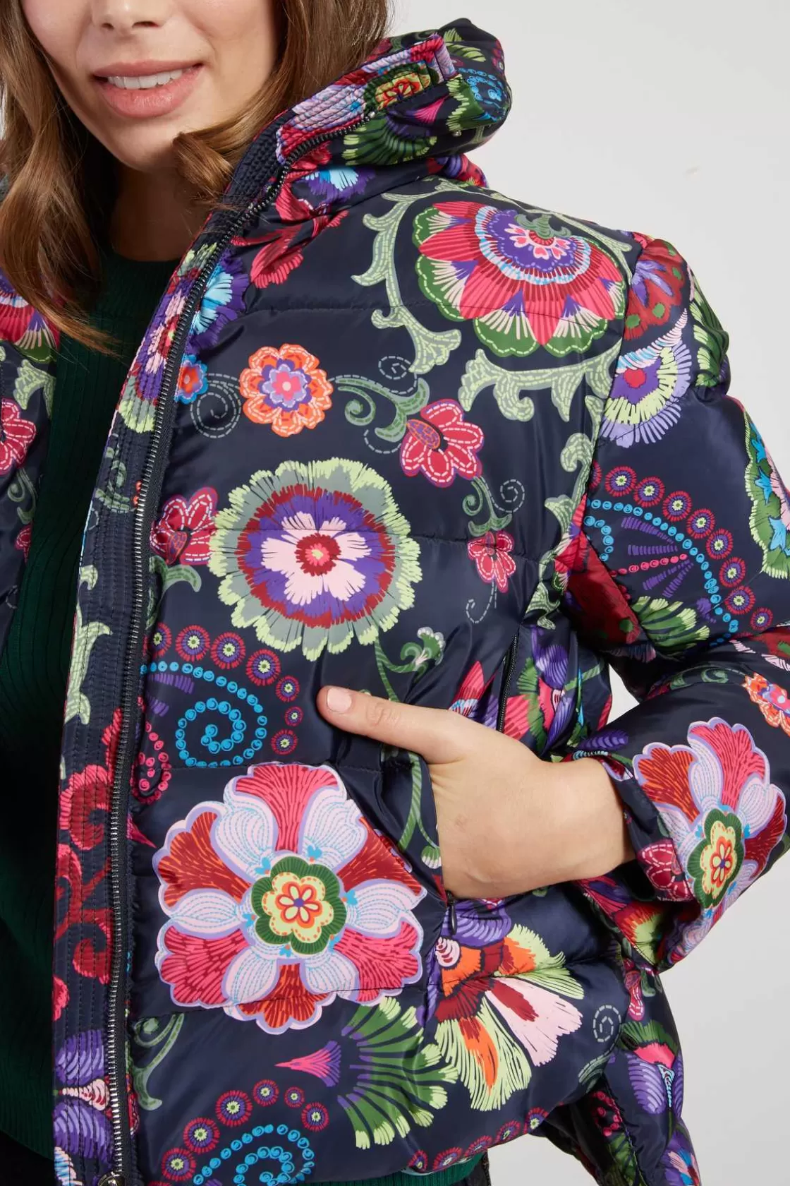 doudoune__capuche_motif_floral_eduarda_2.webp Maison Derhy Les Manteaux, Vestes & Doudounes-Doudoune à capuche motif floral EDUARDA