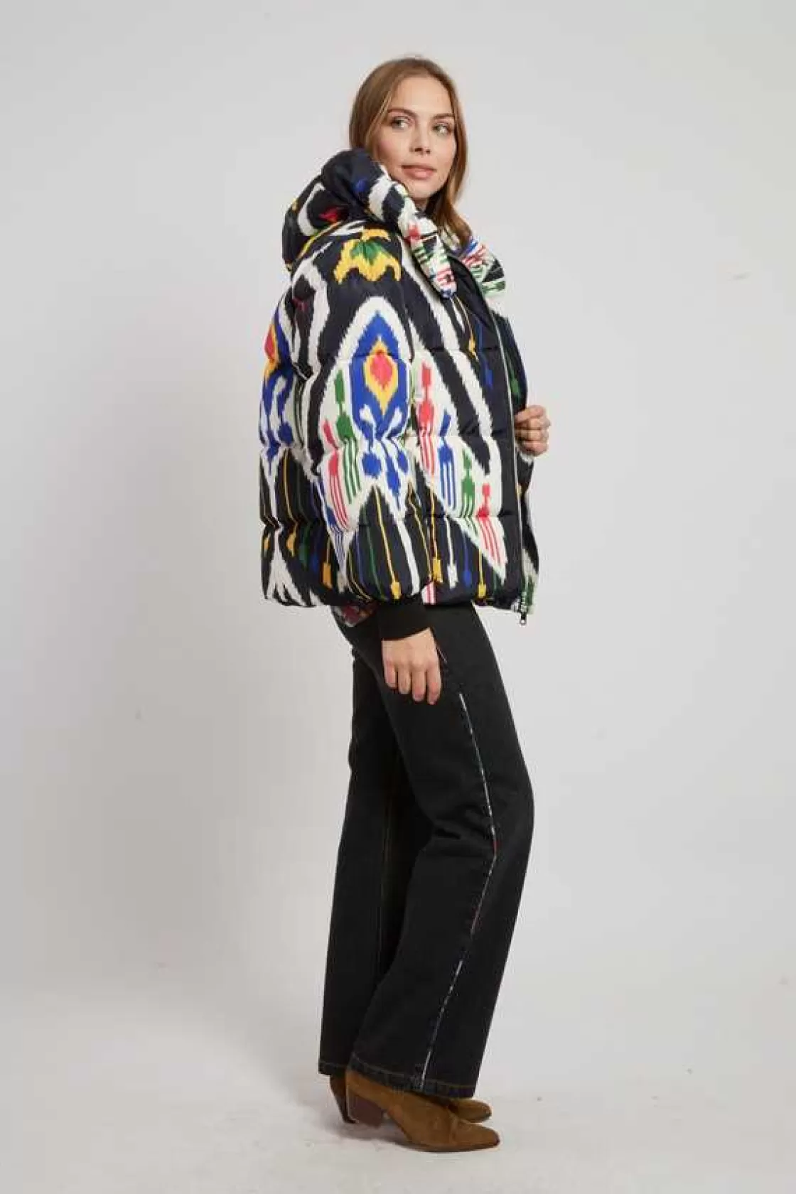 doudoune__capuche_motif_graphique_edith_7.webp Maison Derhy Les Manteaux, Vestes & Doudounes-Doudoune à capuche motif graphique EDITH Noir