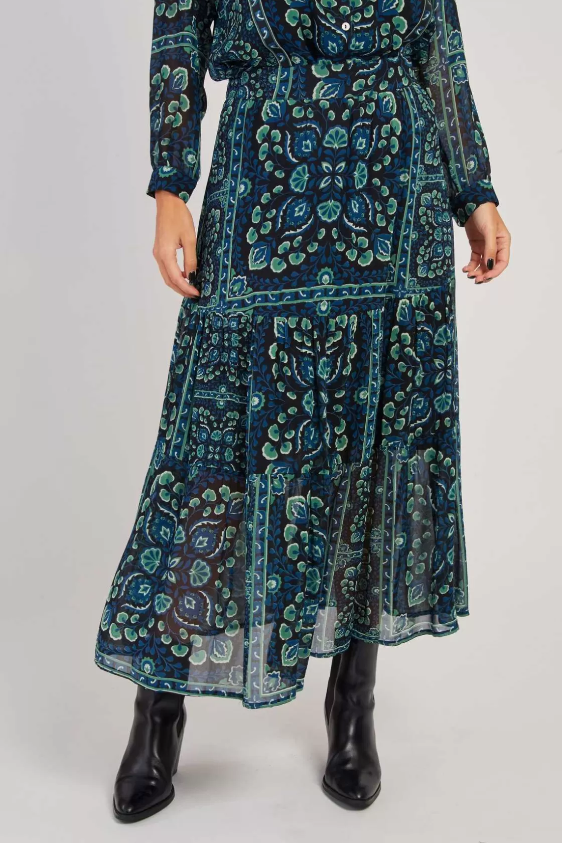 jupe_longue_fluide_imprime_florale_germana_4.webp Maison Derhy Les Jupes & Pantalons-Jupe Longue Fluide Imprimée Florale GERMANA Noir