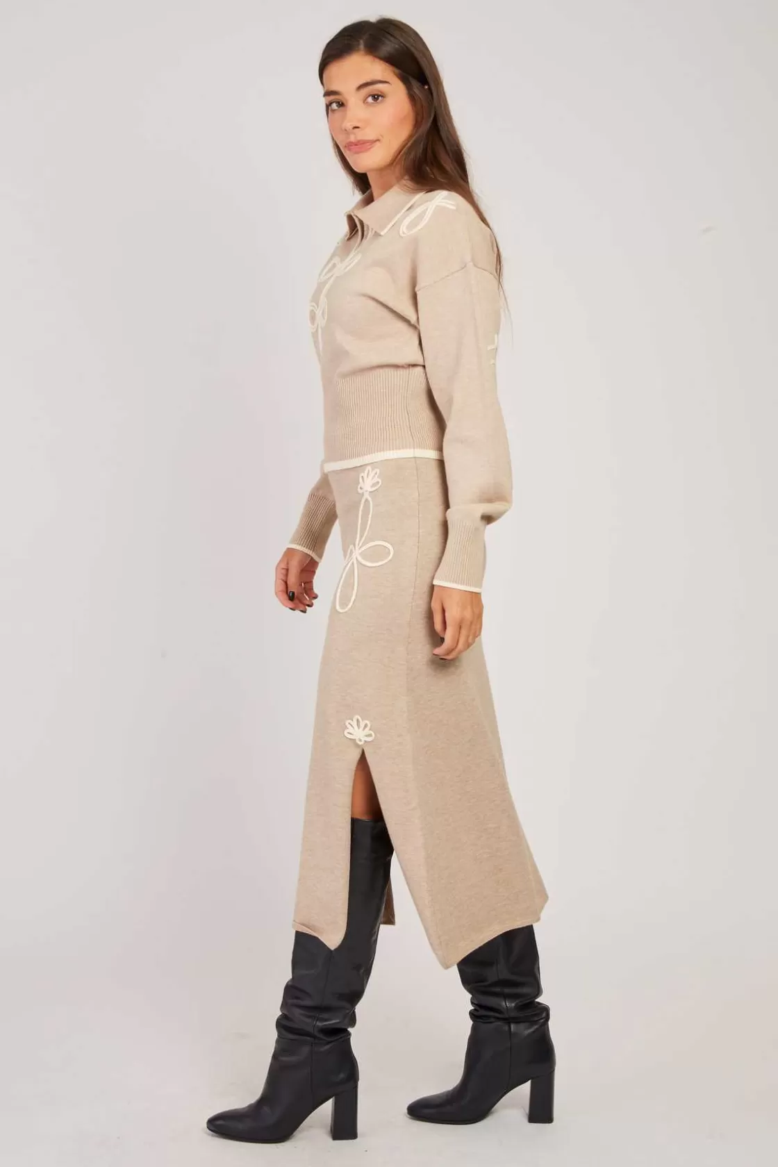 jupe_milongue_fendue_en_maille_gaby_2.webp Maison Derhy Les Jupes & Pantalons-Jupe mi-longue fendue en maille GABY