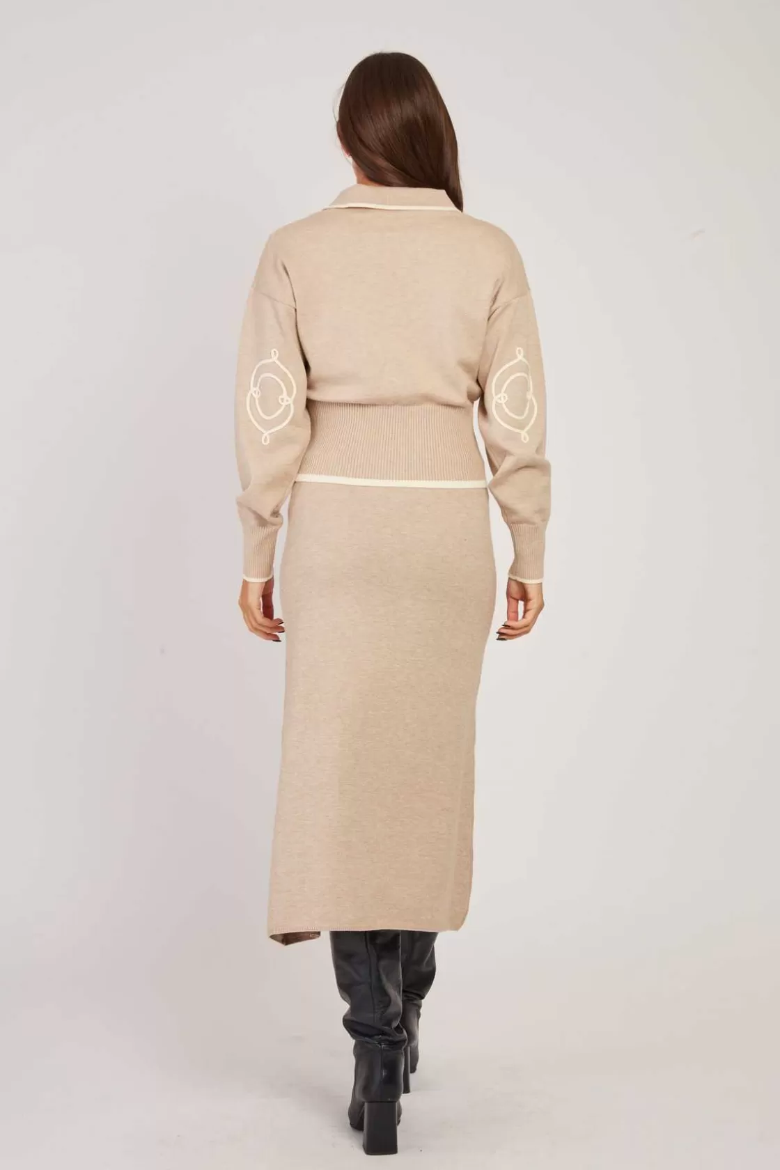 jupe_milongue_fendue_en_maille_gaby_3.webp Maison Derhy Les Jupes & Pantalons-Jupe mi-longue fendue en maille GABY