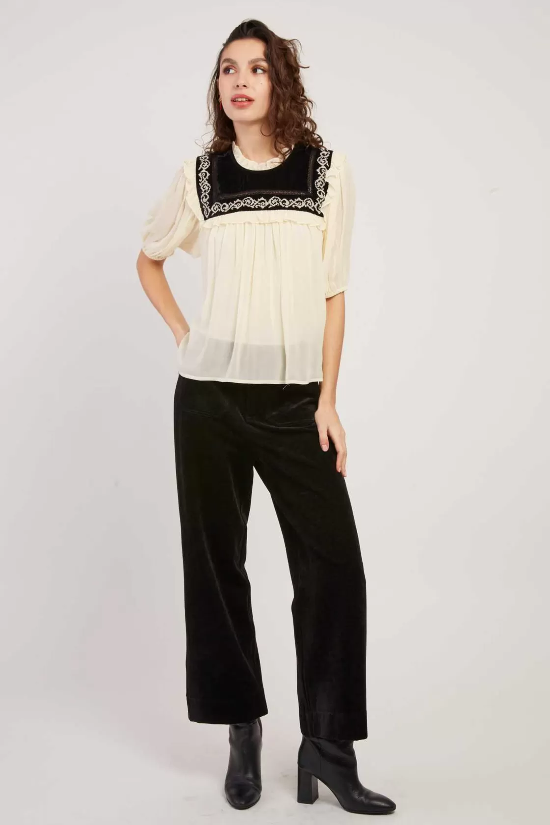 pantalon_droit_en_velours_ramona_13.webp Maison Derhy Les Jupes & Pantalons-Pantalon droit en velours RAMONA