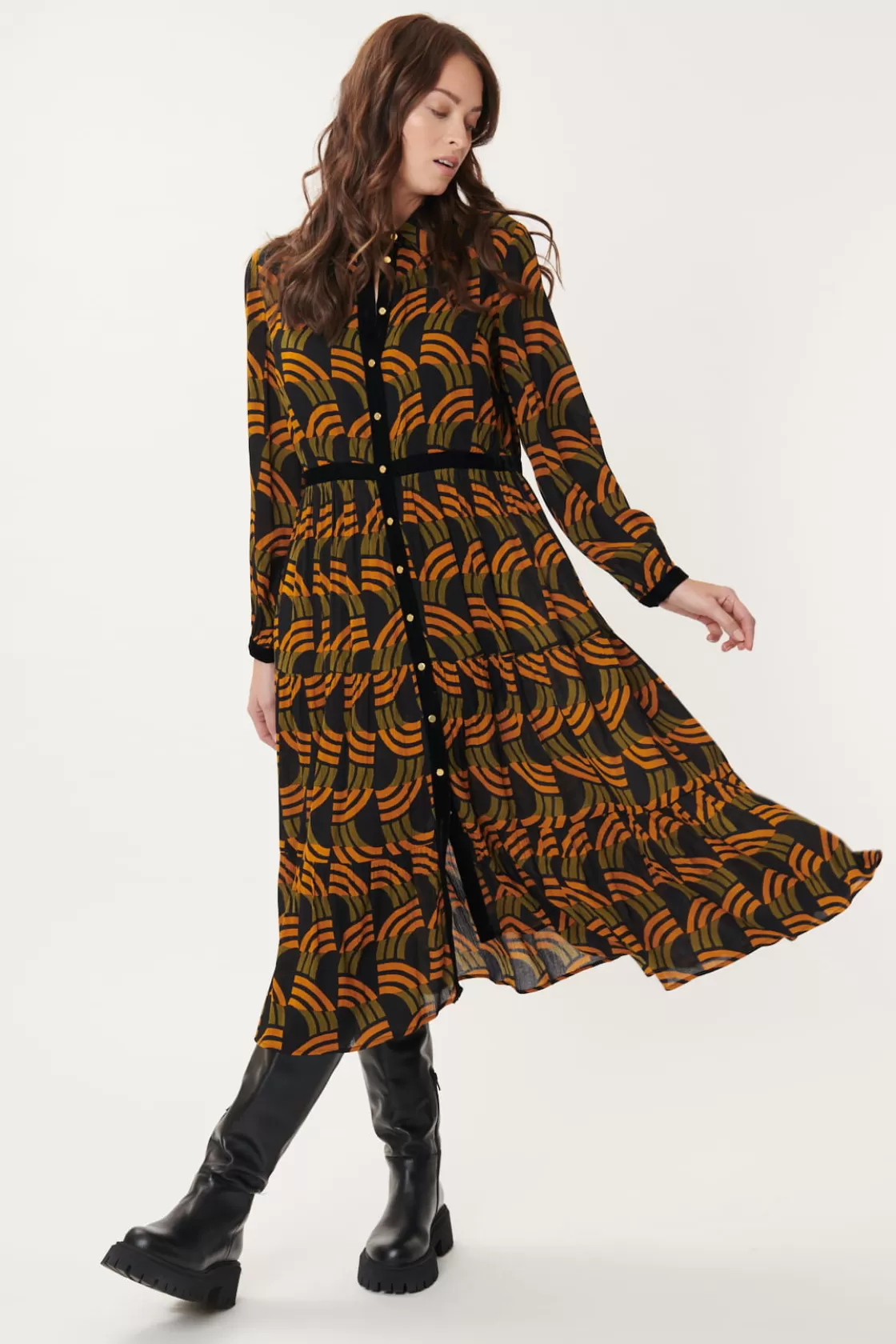 robe_chemise_alexia_imprime_gomtrique_4.webp Maison Derhy Robes Longues-Robe Chemise ALEXIA Imprimée Géométrique