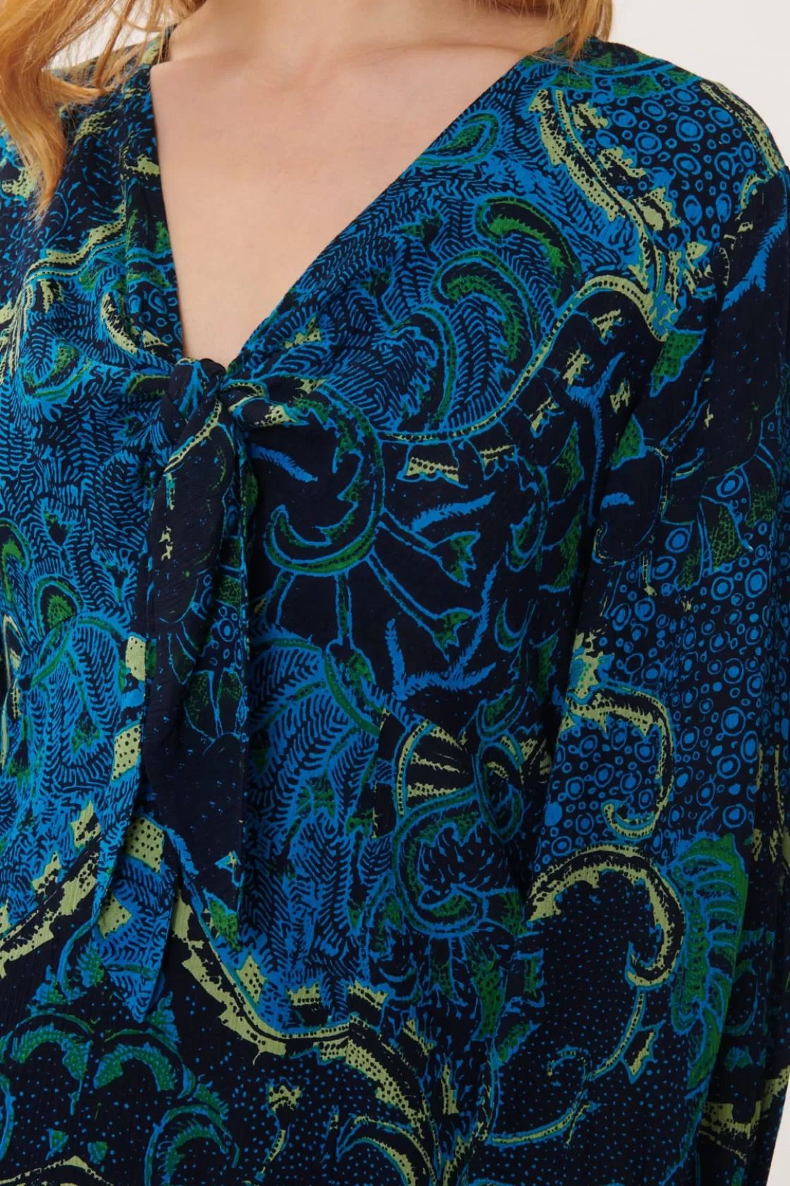 robe_imprime_en_crpe_de_rayonne_alanis_4.webp Maison Derhy Robes Imprimées | Robes Longues-Robe Imprimée en crêpe de Rayonne ALANIS Bleu