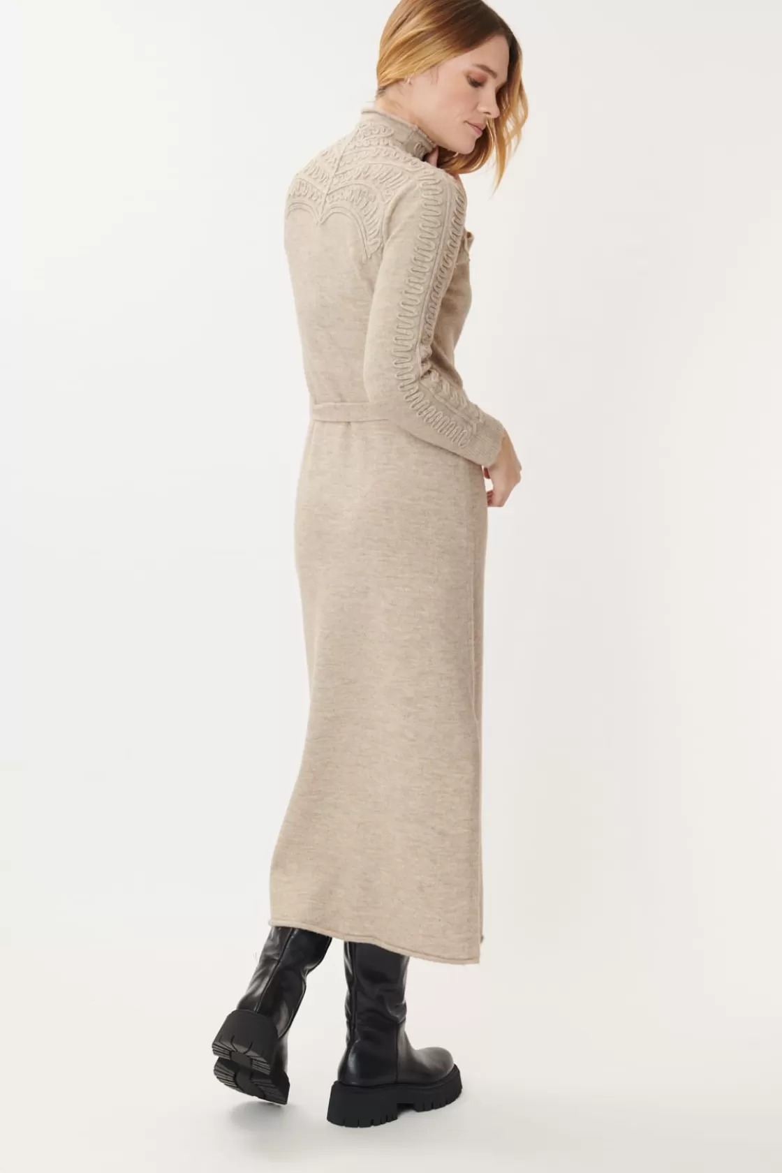 robe_longue_maille_broderies_guillemette_2.webp Maison Derhy La Maille | Robes Longues-Robe Longue Maille Broderies GUILLEMETTE