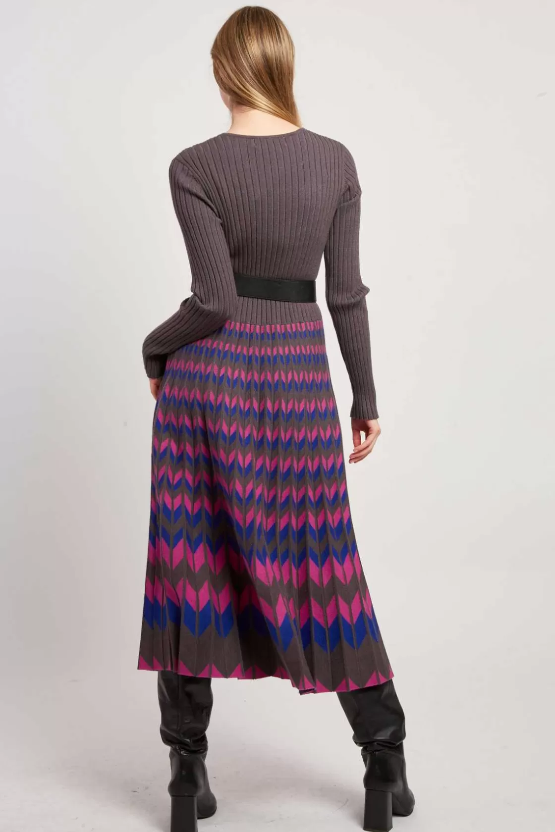 robe_milongue_manches_longues_en_maille_jazz_7.webp Maison Derhy La Maille | Robes Longues-Robe mi-longue manches longues en maille JAZZ